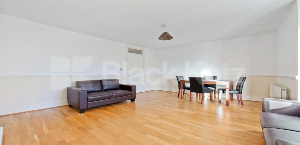 			UNDER OFFER, 2 Bedroom, 1 bath, 1 reception Apartment			 Hackford Road, Stockwell
